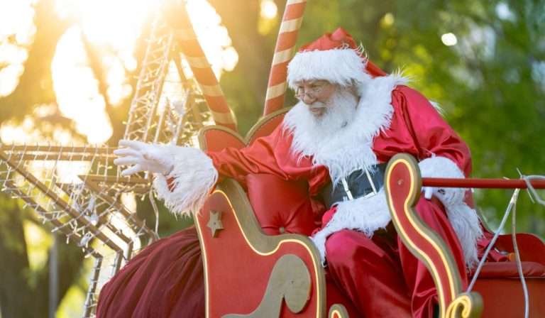 San Nicolás: todas las fechas de la Caravana de Papá Noel que recorre la ciudad